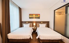 Purple Lotus Hotel